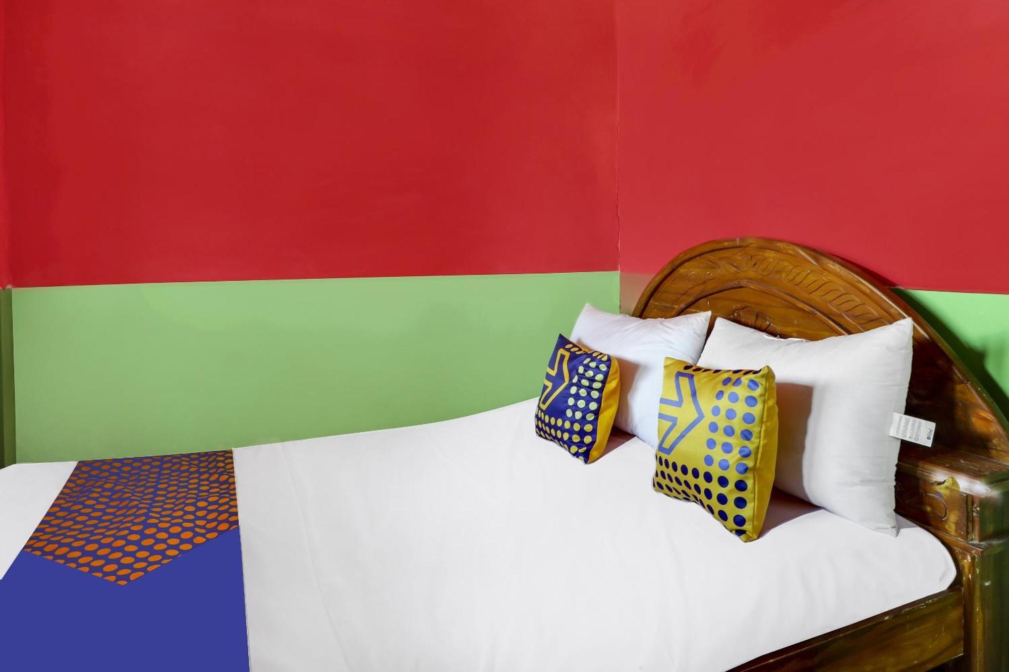 Oyo Homes 90956 Desa Wisata Guranteng Pendjalu Luaran gambar